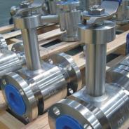 Extended stem forged steel ball valve