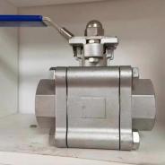 3PC 3000 PSI WOG Ball Valve F304 F316